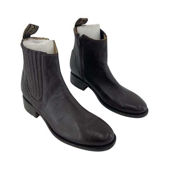 Potro Salvaje Chelsea Boots Black Leather Women's Size 6.5 Preowned - Picture 1 of 7